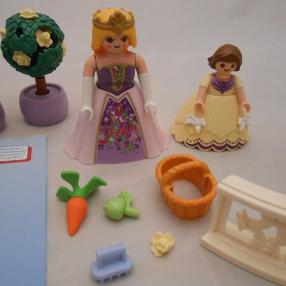 Playmobil #70107 Princess Unicorn Playset/Case, Toys, Pretend Play, Dolls - Picture 4 of 6